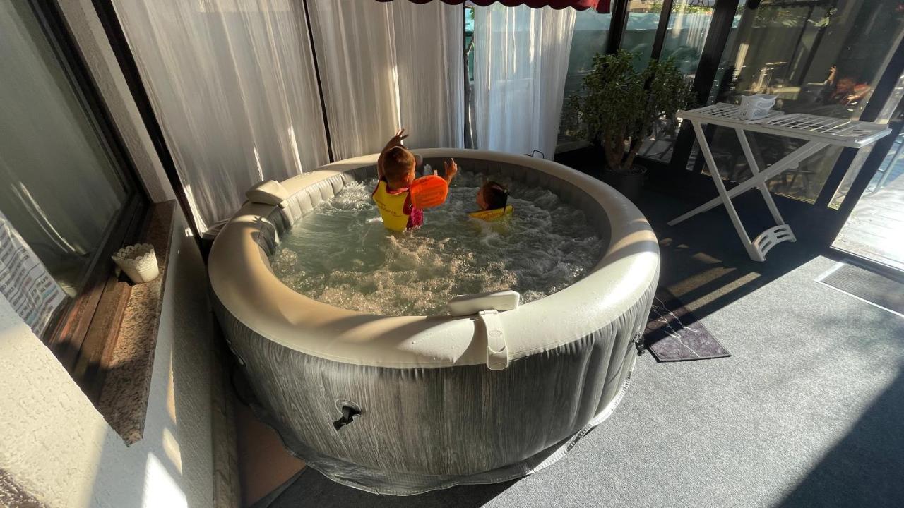 Lux Apartment Barbara 波雷奇 外观 照片