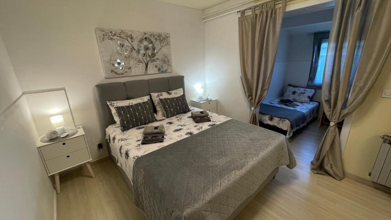 Lux Apartment Barbara 波雷奇 外观 照片