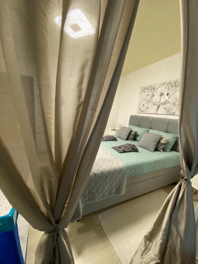 Lux Apartment Barbara 波雷奇 外观 照片