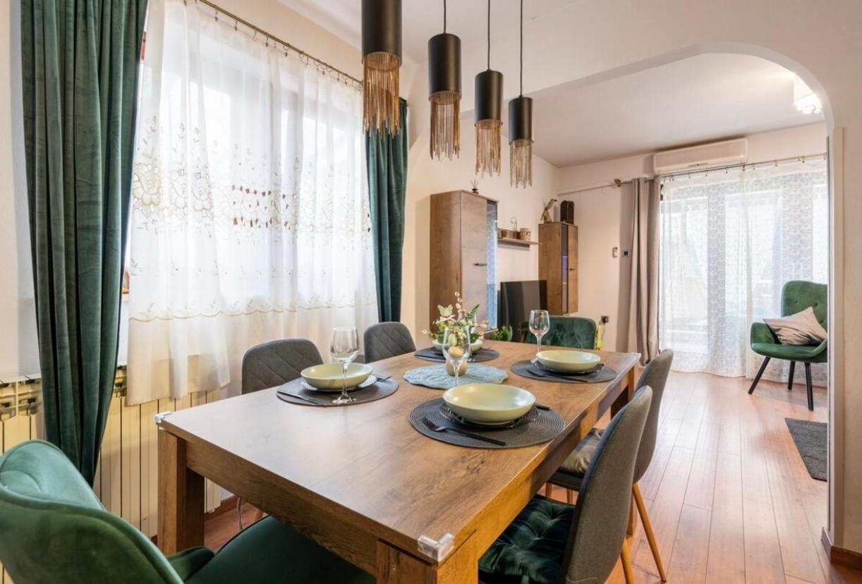 Lux Apartment Barbara 波雷奇 外观 照片