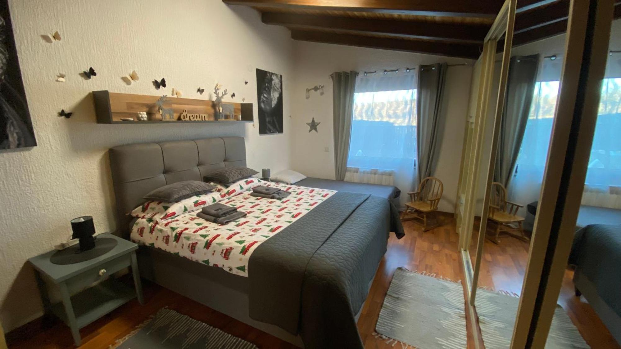 Lux Apartment Barbara 波雷奇 外观 照片